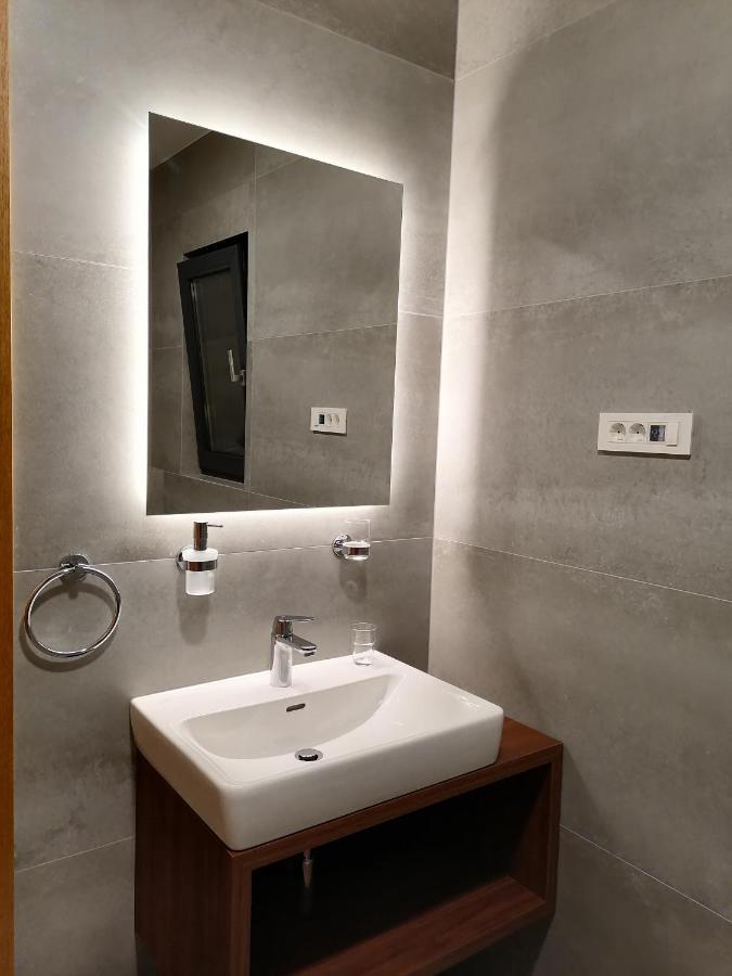 Olive Tree Mansion Apartment Vir Bagian luar foto