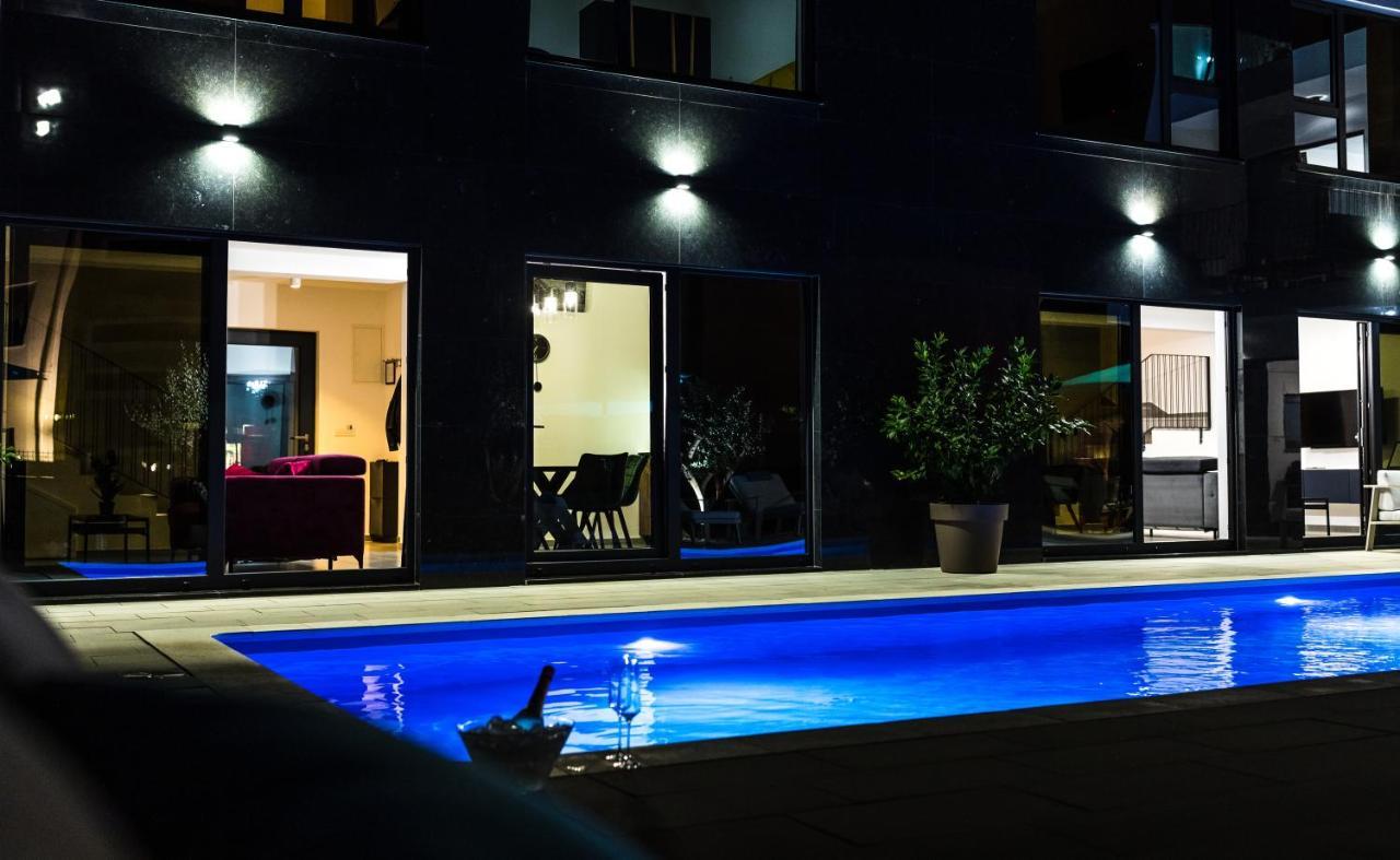 Olive Tree Mansion Apartment Vir Bagian luar foto
