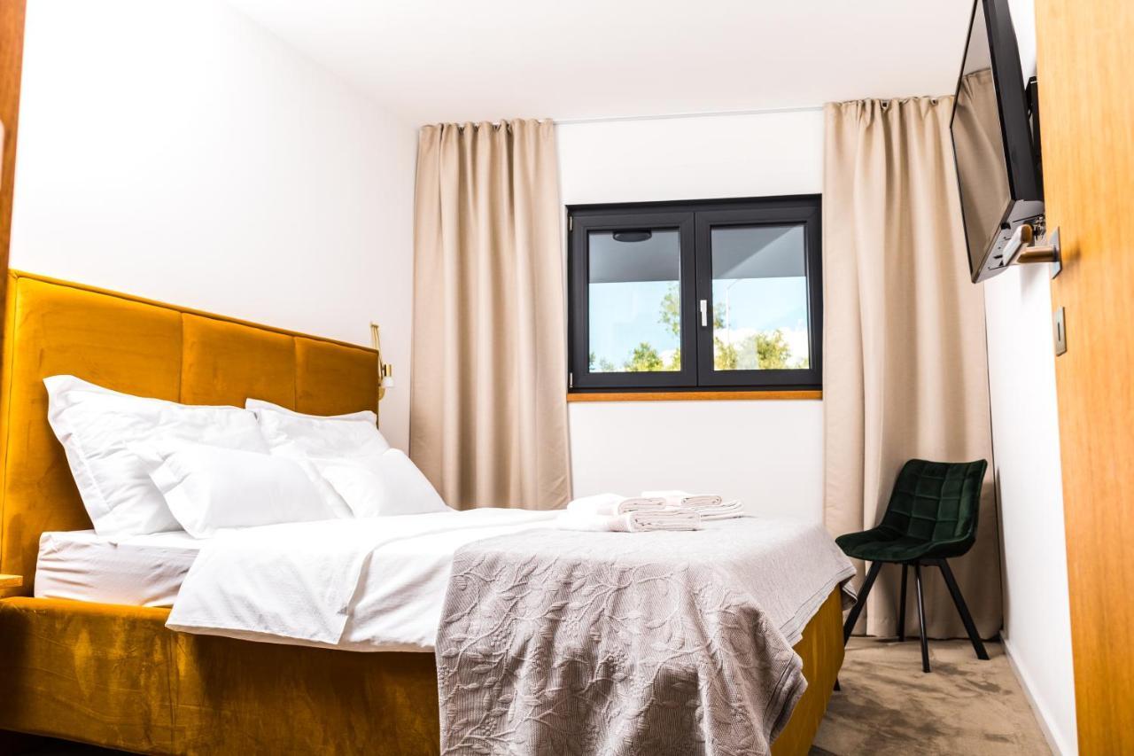 Olive Tree Mansion Apartment Vir Bagian luar foto