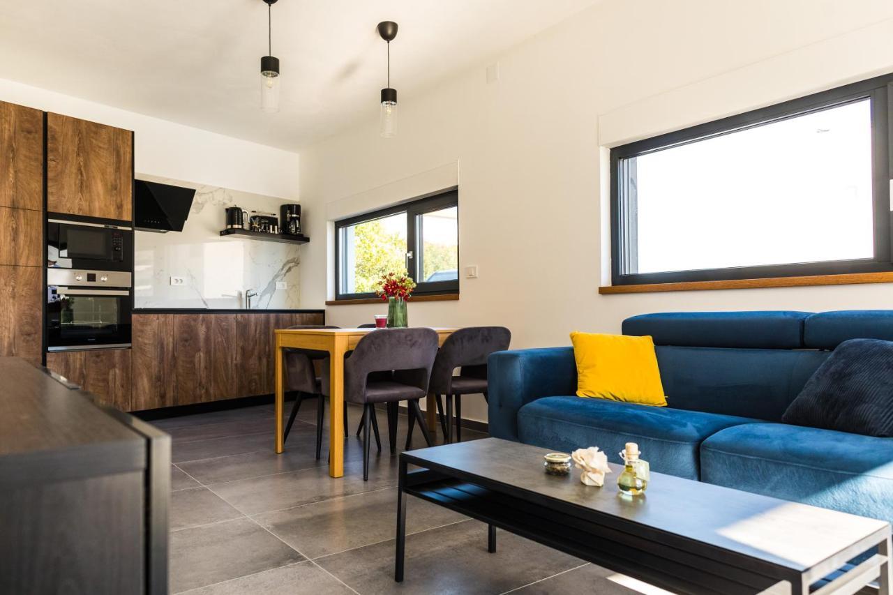 Olive Tree Mansion Apartment Vir Bagian luar foto
