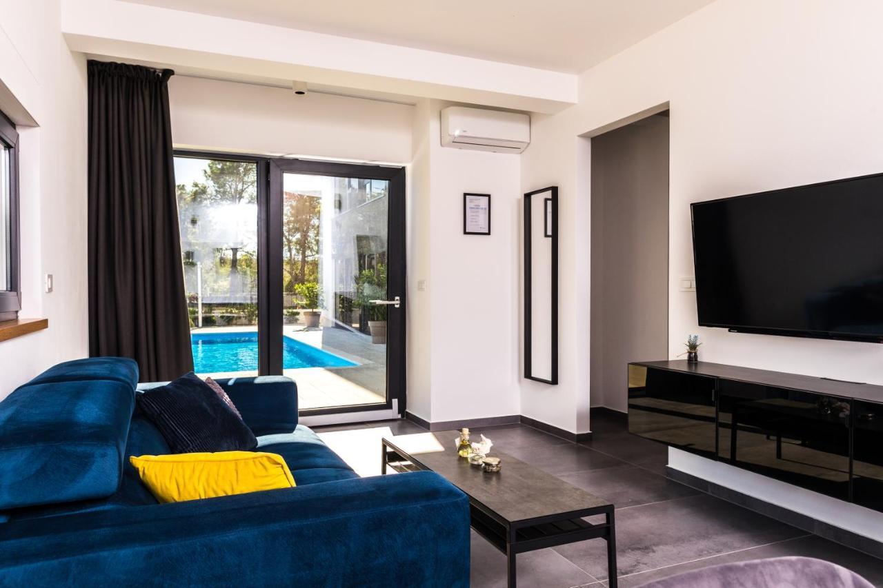 Olive Tree Mansion Apartment Vir Bagian luar foto